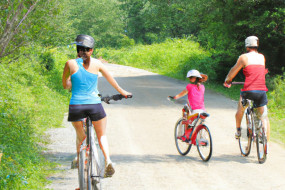 10 Adventurous Outdoor Activities for Families: Fun and Exciting Ways to Bond Outside