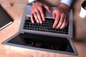 10 Creative Ways to Drive Traffic to Your Facebook Page
