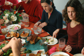 10 Reasons Why Thanksgiving Is the Best Holiday - Celebrate with Family and Friends