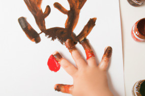 5 Fun Christmas Crafts for Kids - Easy DIY Holiday Activities