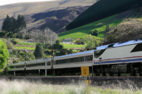 5 Reasons Why You Should Travel by Train on Your Holiday