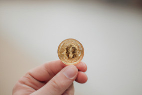 Cryptocurrency vs. Fiat Currency: Which is More Secure?