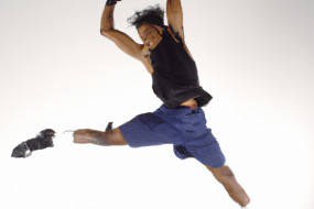 How to Increase Your Vertical for Sports: Tips and Exercises