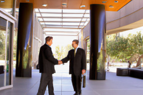 How to Network on LinkedIn: A Beginner's Guide