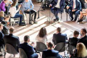 How to Use LinkedIn for Successful Event Planning: Tips and Strategies