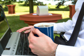 How to Use LinkedIn to Generate More Sales