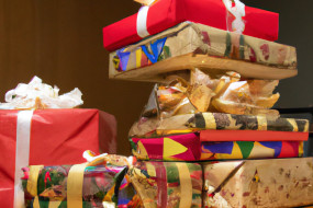 The Ultimate Guide to Holiday Gift Shopping - Tips and Tricks for Finding the Perfect Present